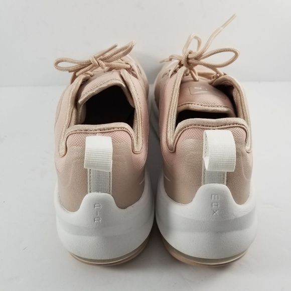 Nike Air Max Axis Size 9M.  S689 - Picture 4 of 8